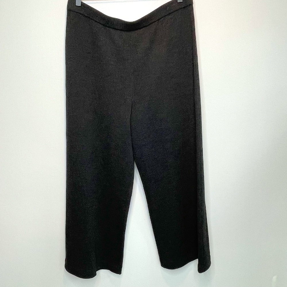 St. John Collection Classic Knit Pull On Capri Pants Size 16